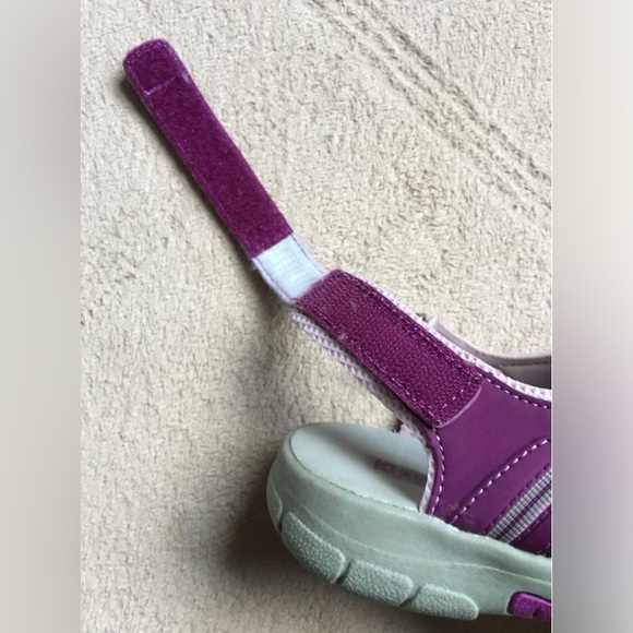 KHOMBU Closed Toe Water Sandals, Size 2 Girls, Purple & Gray, EUC - Picture 8 of 10